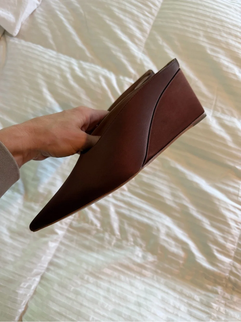 Alaia Brown Pointed-Toe Slip-On Mules - Picture 4 of 4